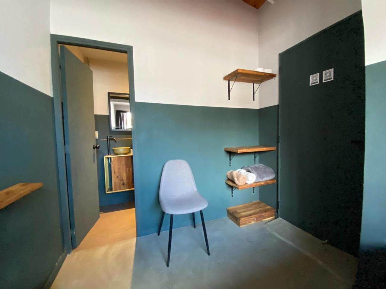 Отель Casa Mosaiko Patio Bonito Медельин Экстерьер фото