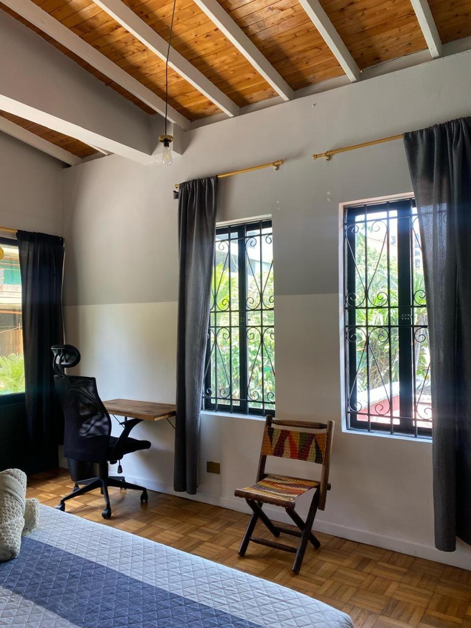 Отель Casa Mosaiko Patio Bonito Медельин Экстерьер фото